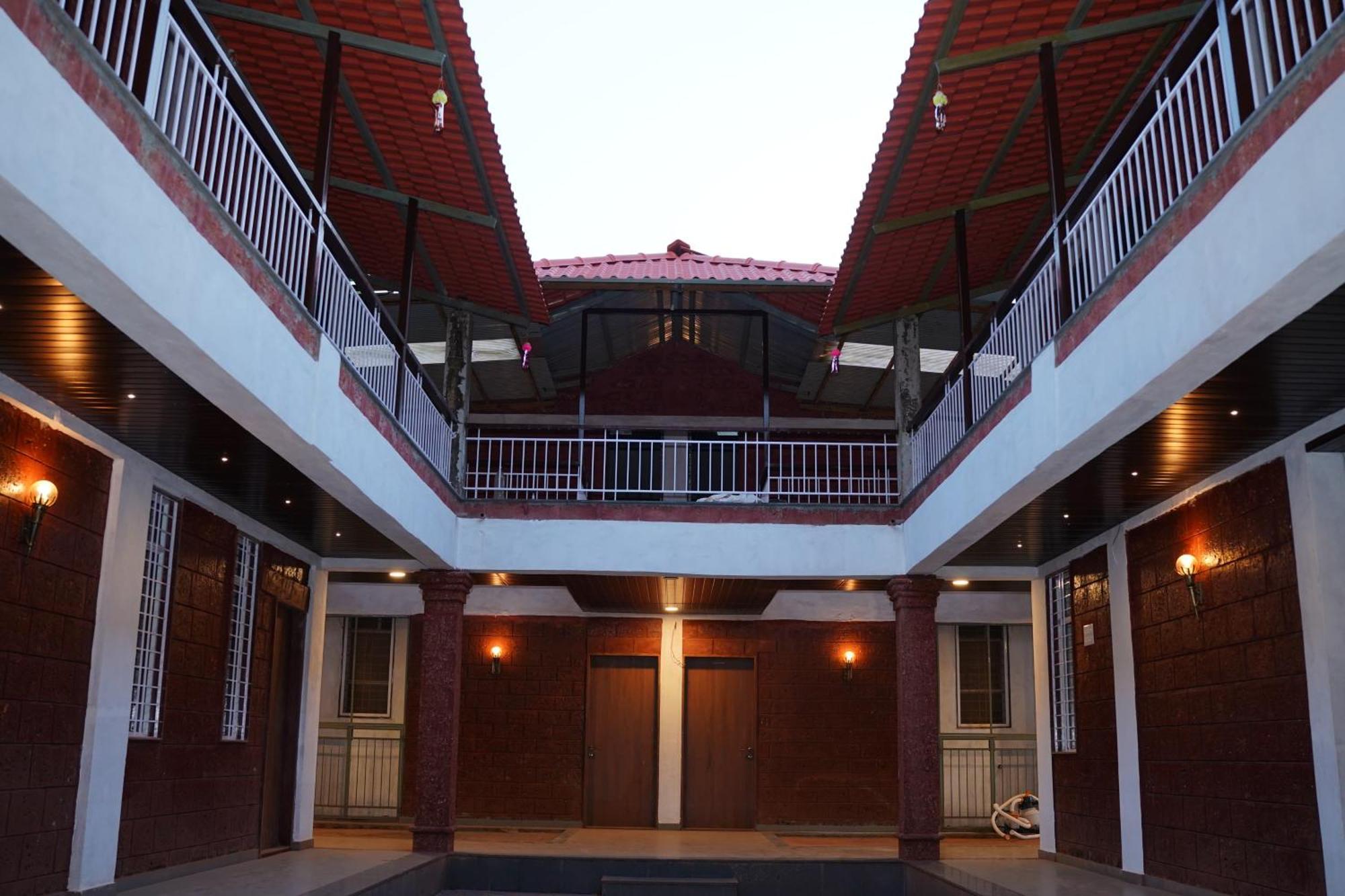 Vanvarsha Resort Chandoli Exterior photo
